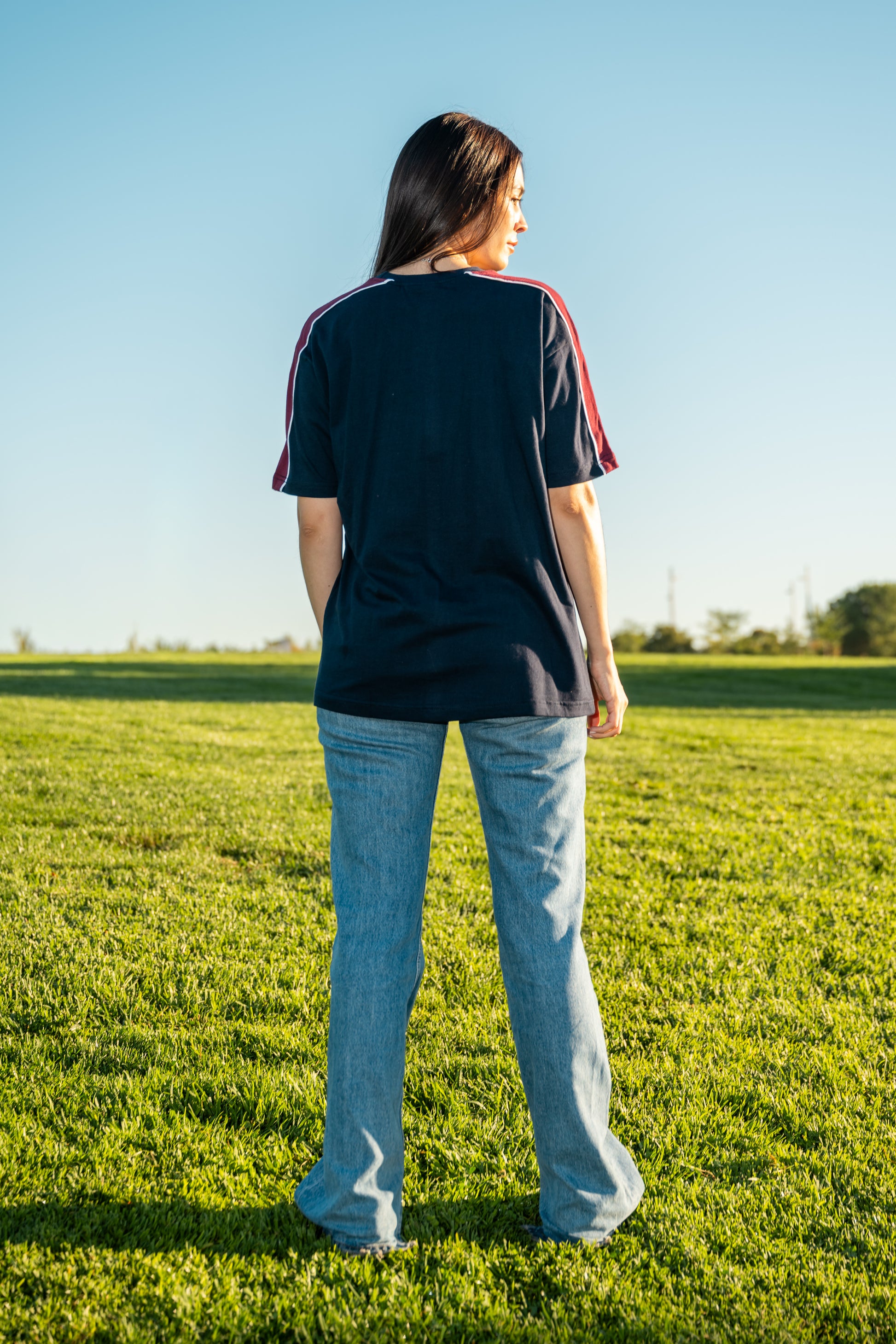 Vista trasera camiseta navy KALANA - mujer